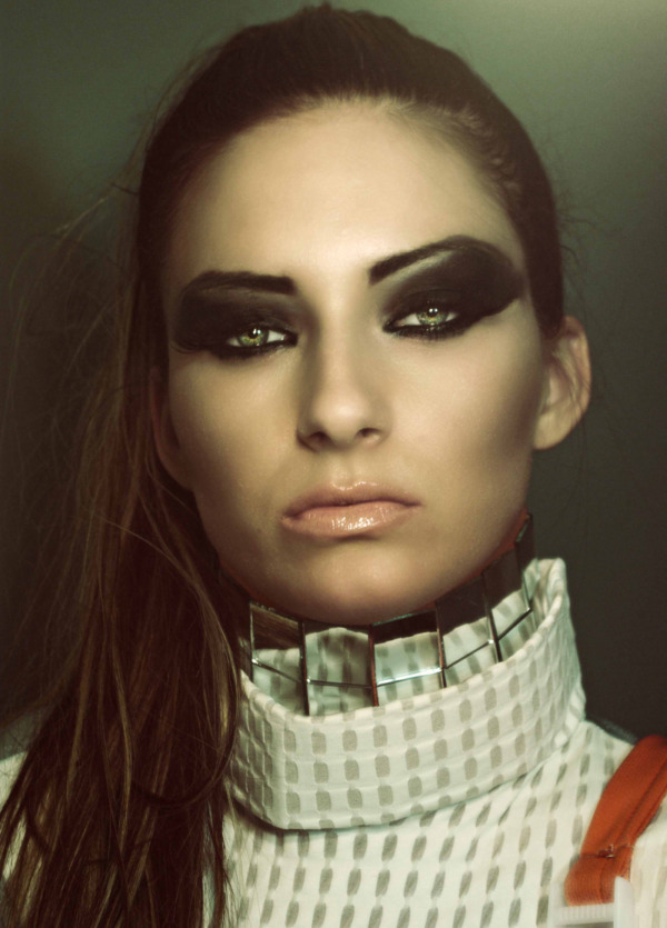 Female model photo shoot of Jessika Fabiszewski
