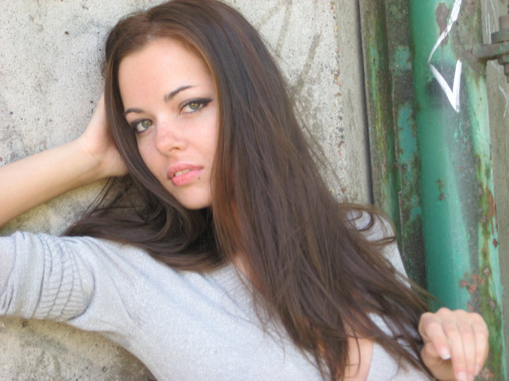 Female model photo shoot of Anna LSMR