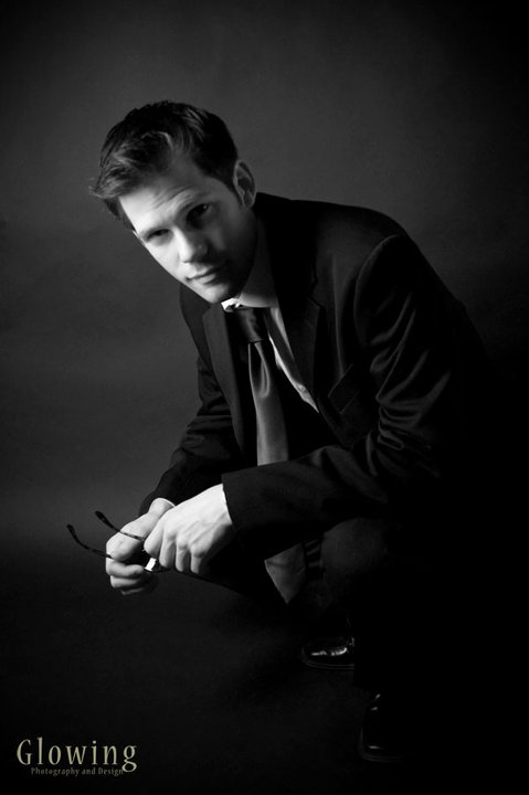 Male model photo shoot of Jesse Collin by Glowing 