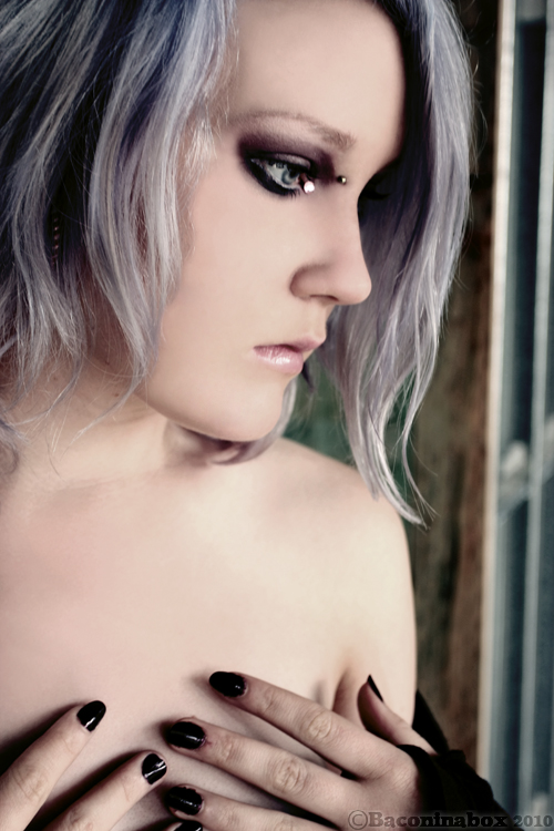 Female model photo shoot of Myss Krystal by Baconinabox