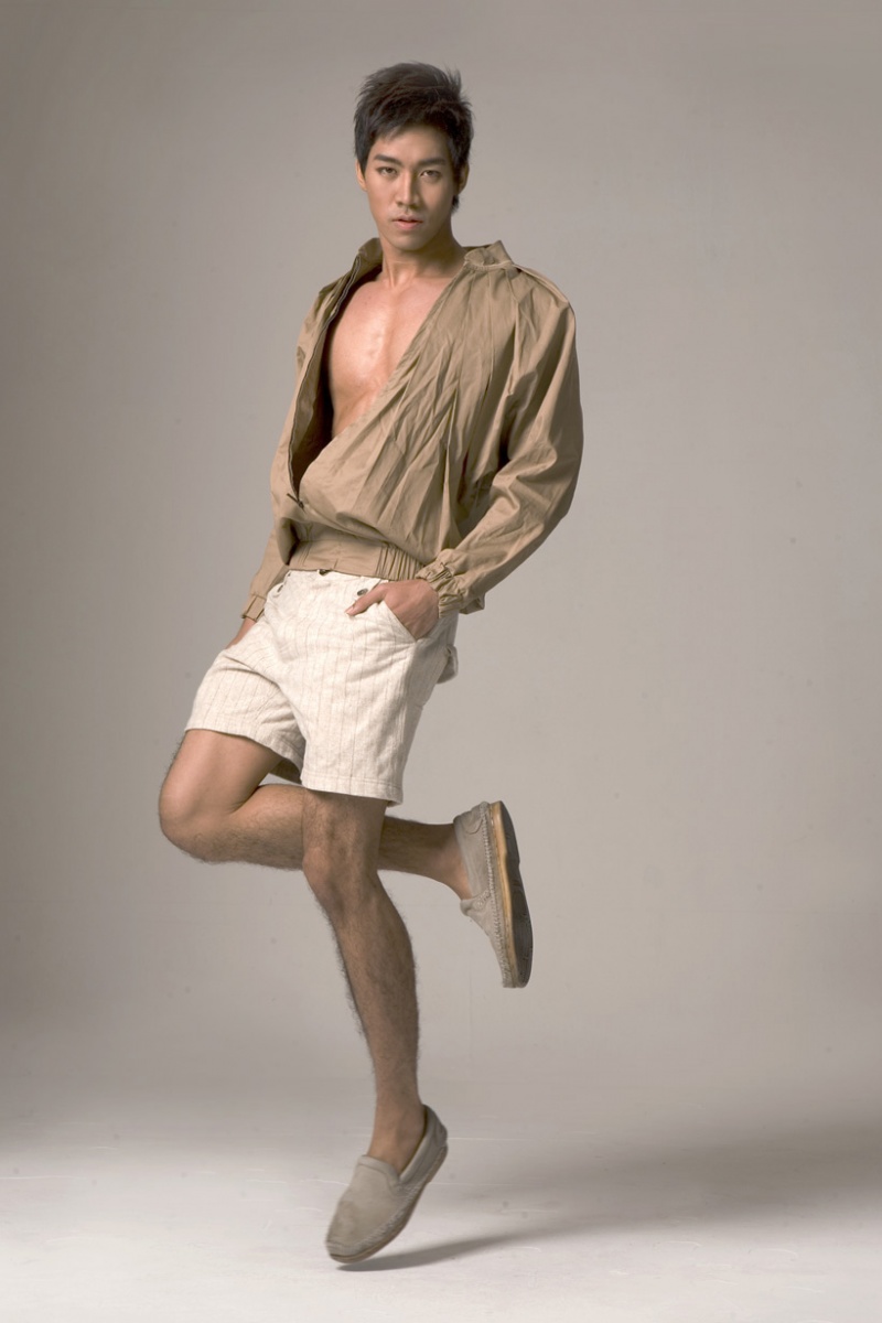 Male model photo shoot of patawin