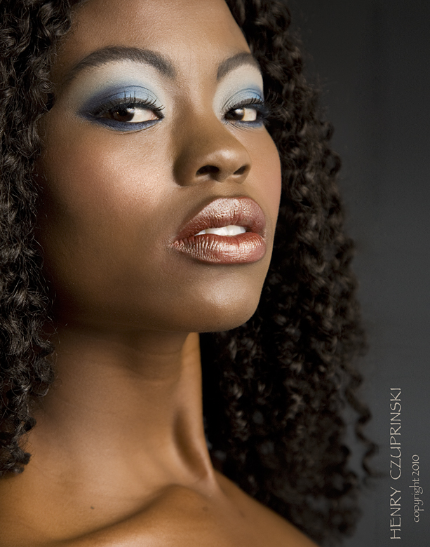 Female model photo shoot of Ahavel by Henri3 in Minneapolis, MN, makeup by Mani Mela