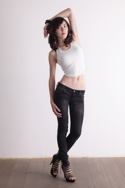Female model photo shoot of 17Aida