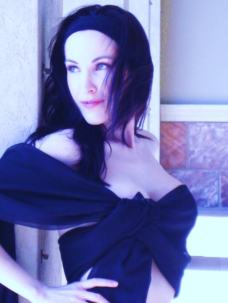 Female model photo shoot of Jenna Mills by YvonneMariePhotography in Las Vegas