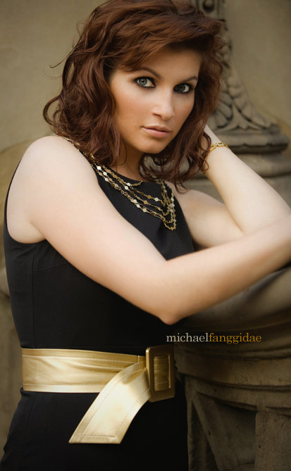 Female model photo shoot of Laura Vlad