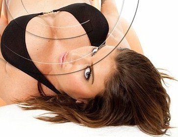 Female model photo shoot of lina vincent
