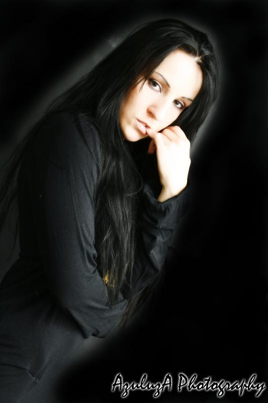 Female model photo shoot of Esperansa de Moura