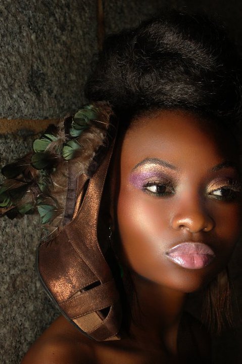 Female model photo shoot of Olamide Awe in Dumbo, Brooklyn, NYC