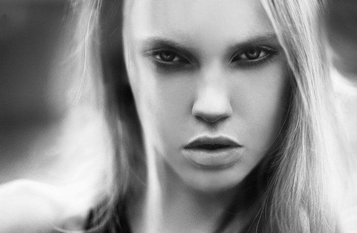 Female model photo shoot of Casi Reali by Lara Jade