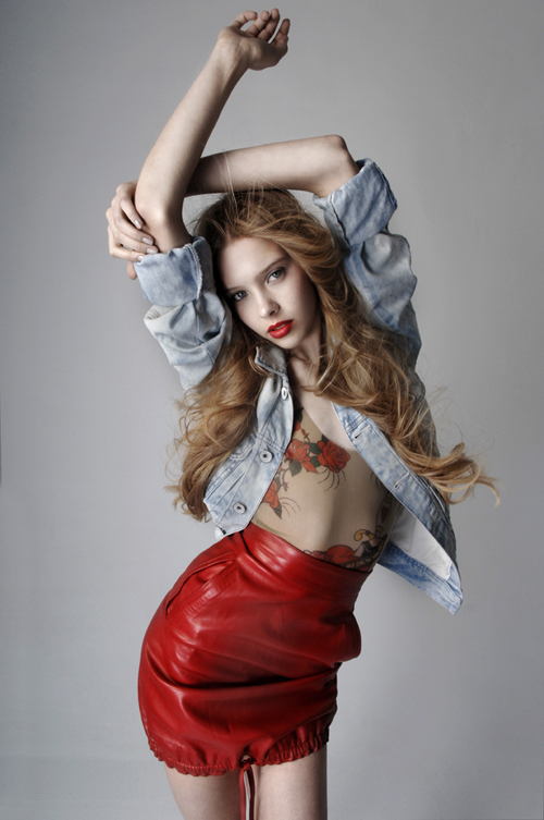 Female model photo shoot of Anna Nuet in Barcelona, Spain