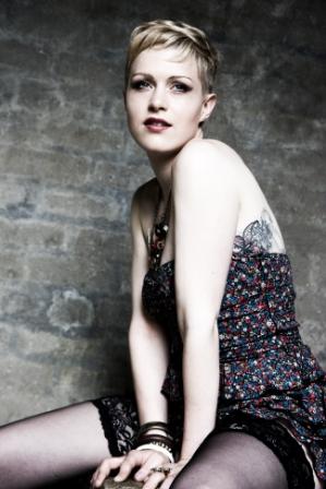 Female model photo shoot of Samantha Warrington