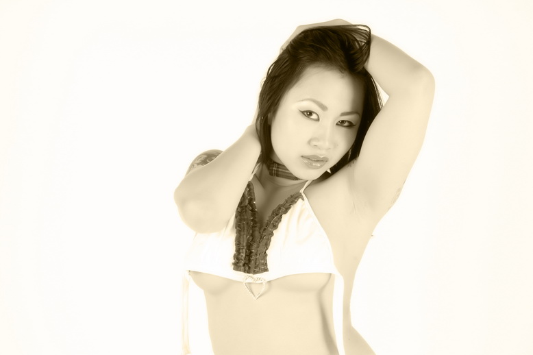 Female model photo shoot of Siren_Thorn by tophotog2010
