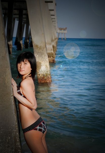 Female model photo shoot of BonnieBon in Juno Beach