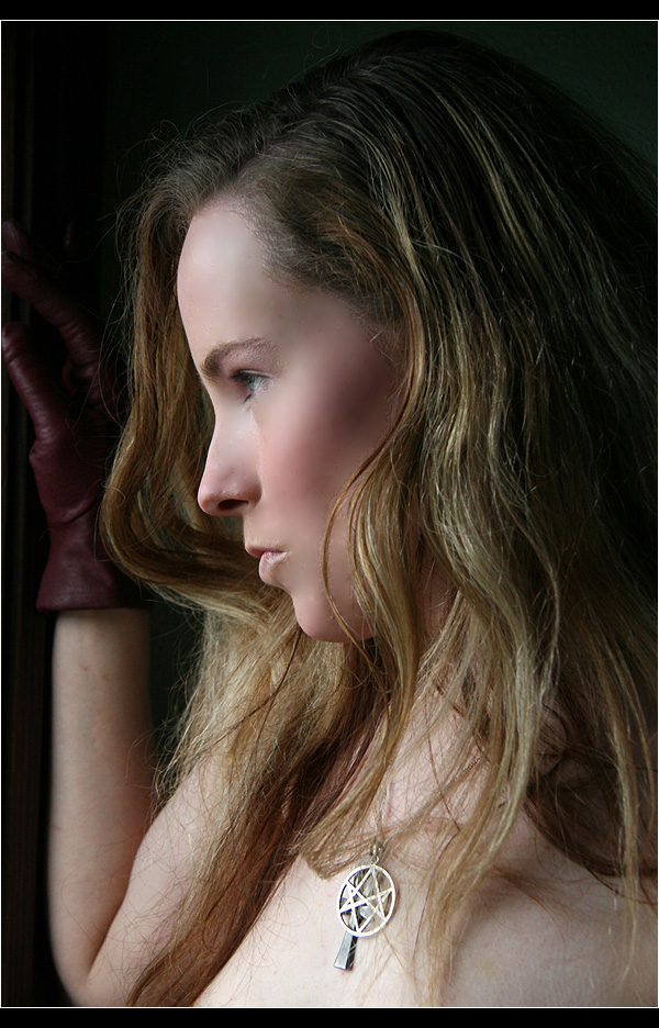 Female model photo shoot of Mizz Swallow by Sienna Hambleton