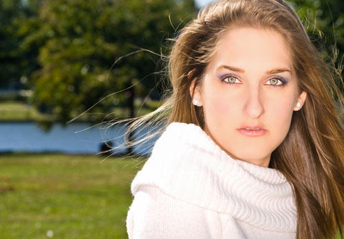 Female model photo shoot of Sarah Willis by the_digital_capture in Big Spring Park, Huntsville, AL
