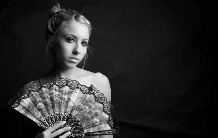 Female model photo shoot of BelindaKatePhotography
