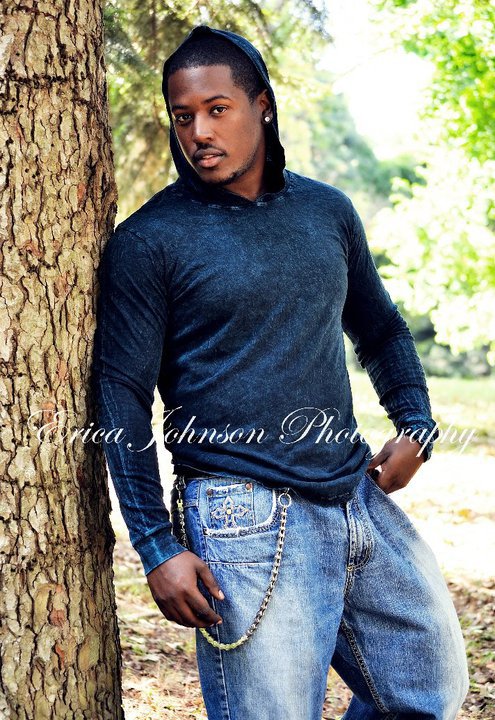 Male model photo shoot of Xavier Robinson in curtis park