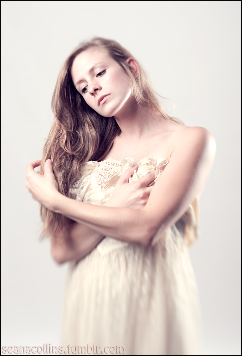 Female model photo shoot of Seana Collins