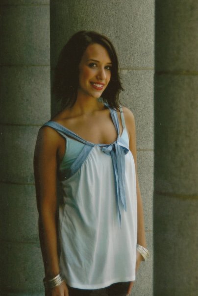 Female model photo shoot of Samia Dion