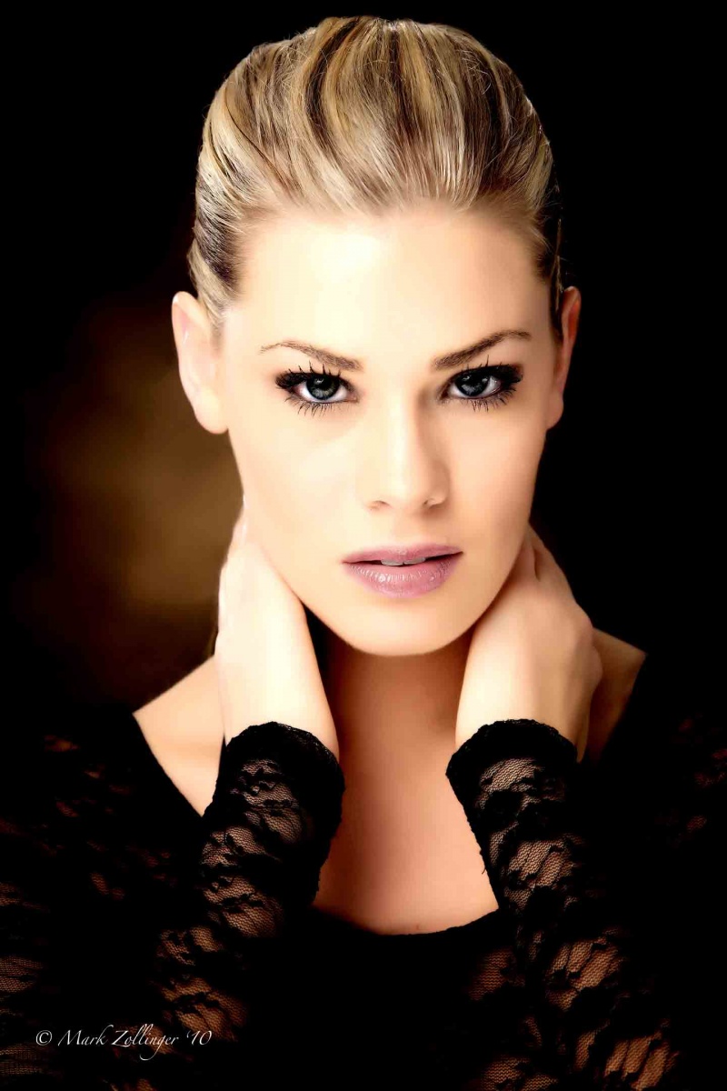 Female model photo shoot of Stephanie Soyer by MarkZ