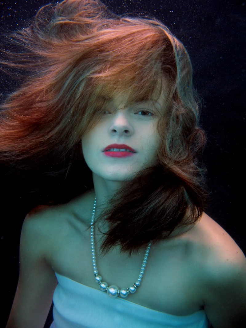 Male and Female model photo shoot of Ken Myers Underwater and Yasmina_H in Garland