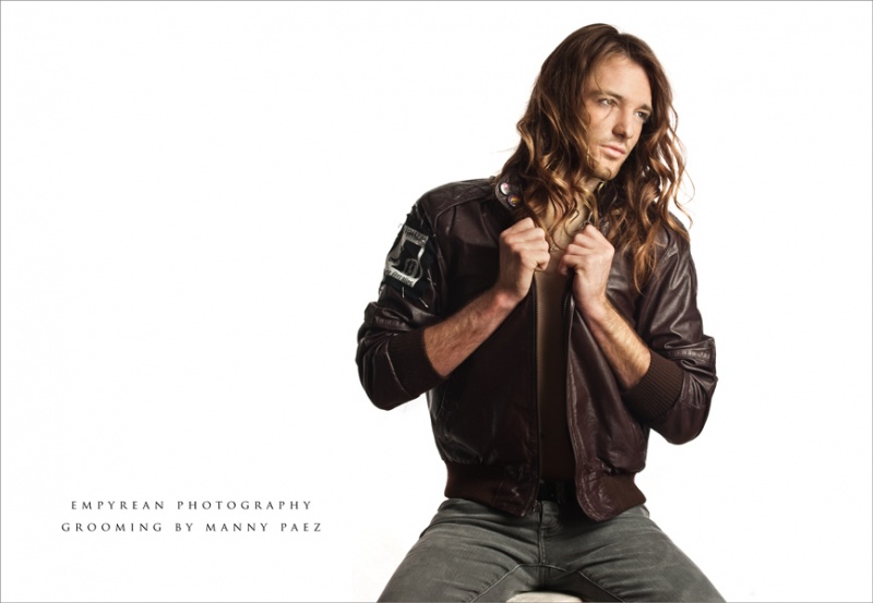Male model photo shoot of Donovan Casterline