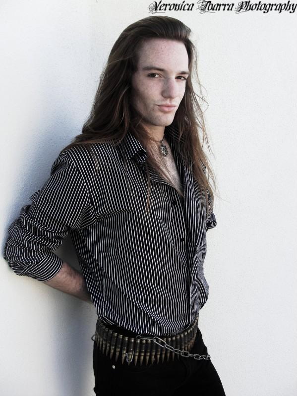 Male model photo shoot of Donovan Casterline