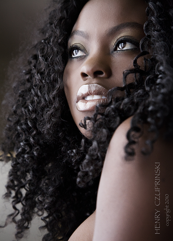 Female model photo shoot of Ahavel by Henri3 in Minneapolis, MN