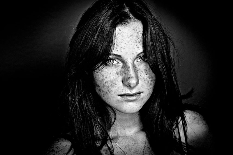 Female model photo shoot of Nes Leksina by aarong in Ottawa, ON