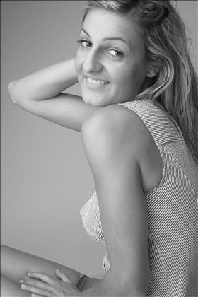 Female model photo shoot of Daniela Stojcevska