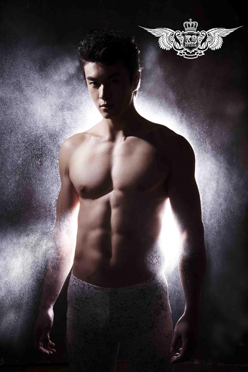 Male model photo shoot of ken soh  in show up pictures studio