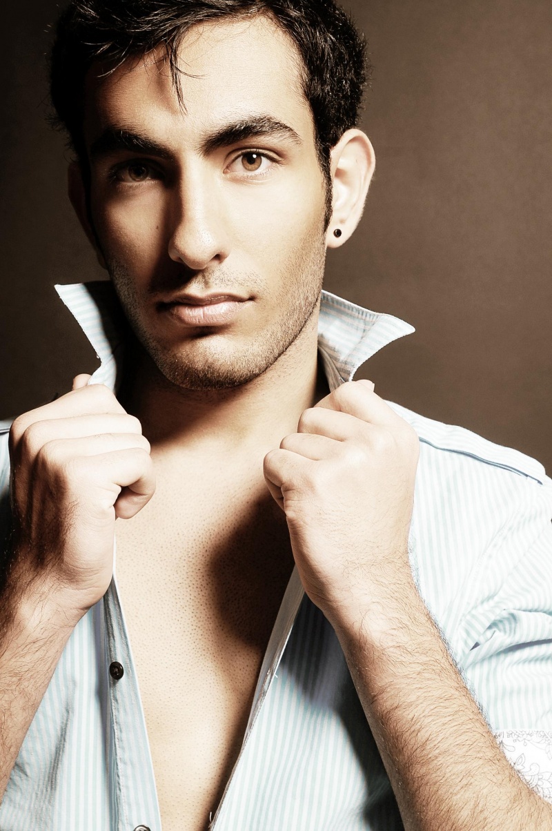 Male model photo shoot of Farzan Zabeti