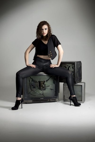 Female model photo shoot of Loredana CalzonSchwartz in London