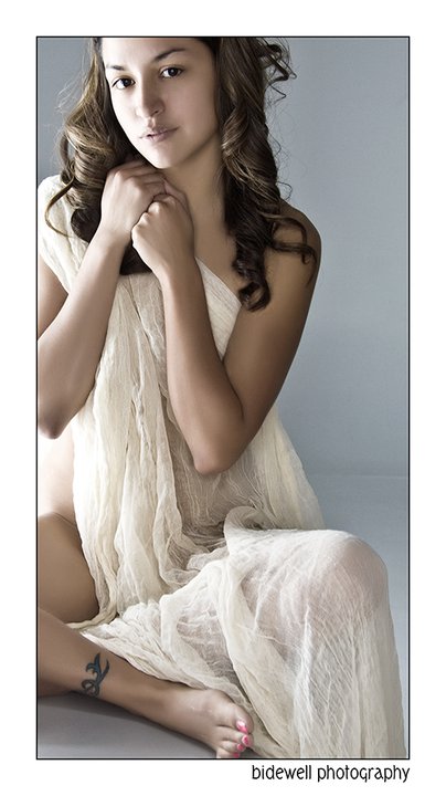 Female model photo shoot of Amanda Serna by bidewell photography
