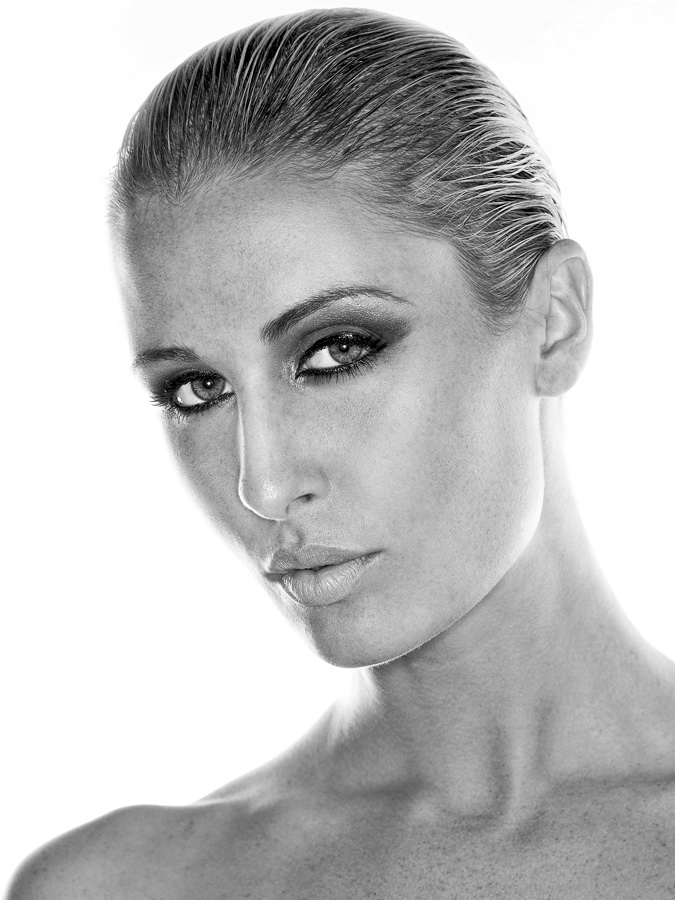 Female model photo shoot of Lauren Shute by Fizzybubbly, makeup by Jessie D MUA