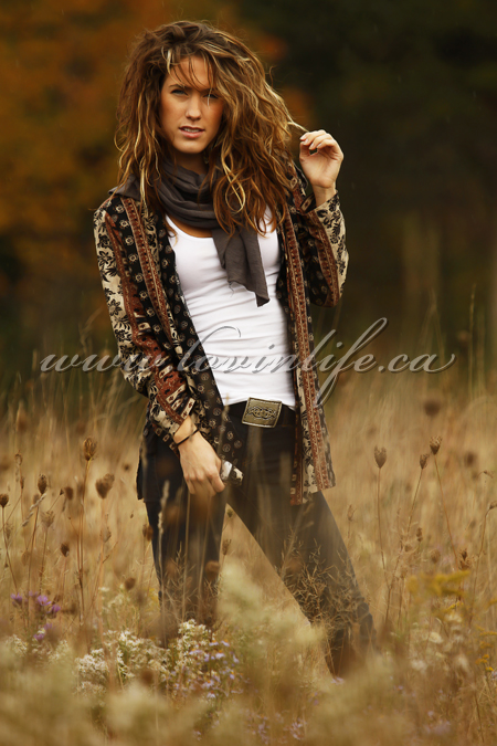 Female model photo shoot of JessikaLynn by lovinlifeMM