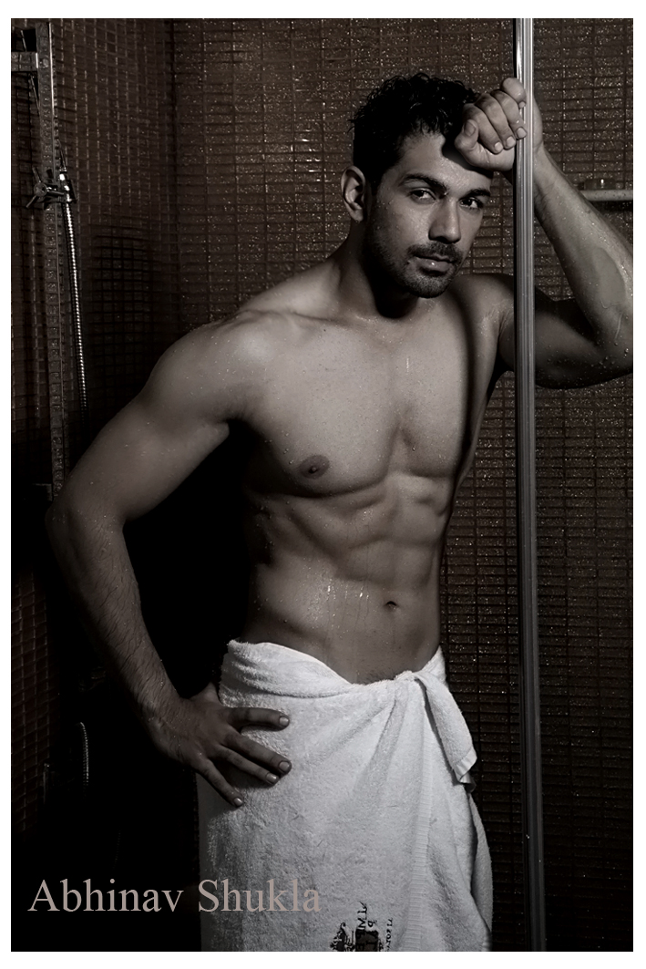 Male model photo shoot of Abhinav Shukla