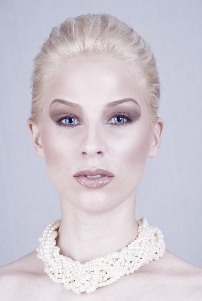 Female model photo shoot of Superior Edits by Kelly Sedivec-Ealy