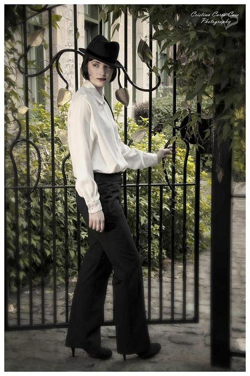 Female model photo shoot of Elle McMillan MUA and akgmodel by Cristina Carra Caso in Edinburgh
