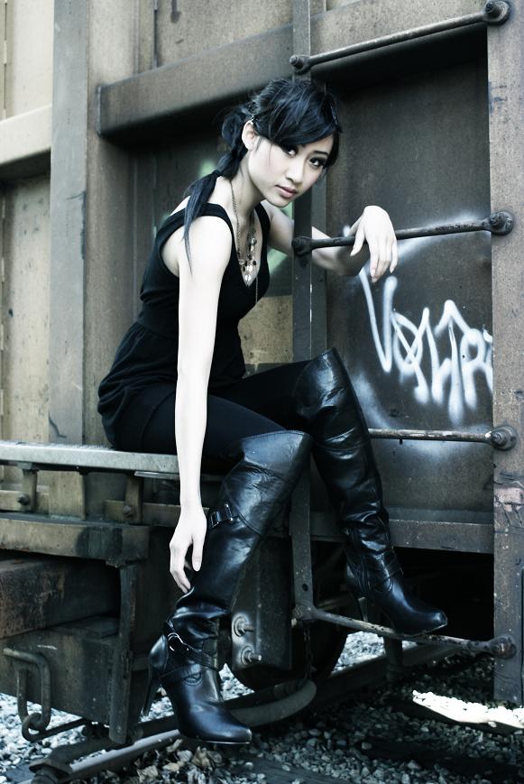 Female model photo shoot of LindaDong