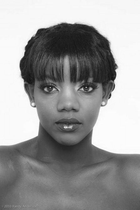 Female model photo shoot of Adinett Nsabimana