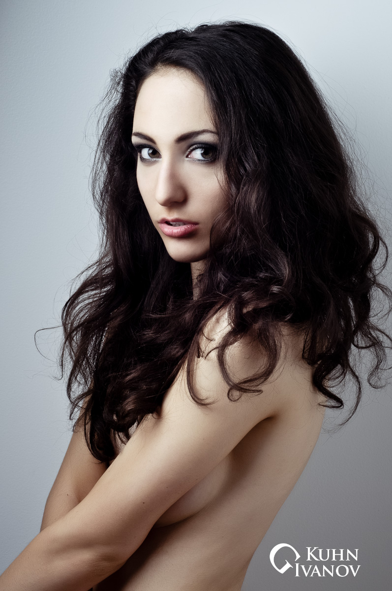 Female model photo shoot of JAM Makeup and Lala V by Guennadi Ivanov-Kuhn