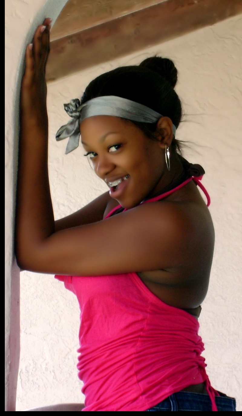 Female model photo shoot of Shenika Rolle in bahamas