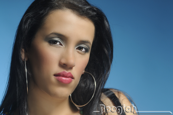 Female model photo shoot of Maria Camila Vargas
