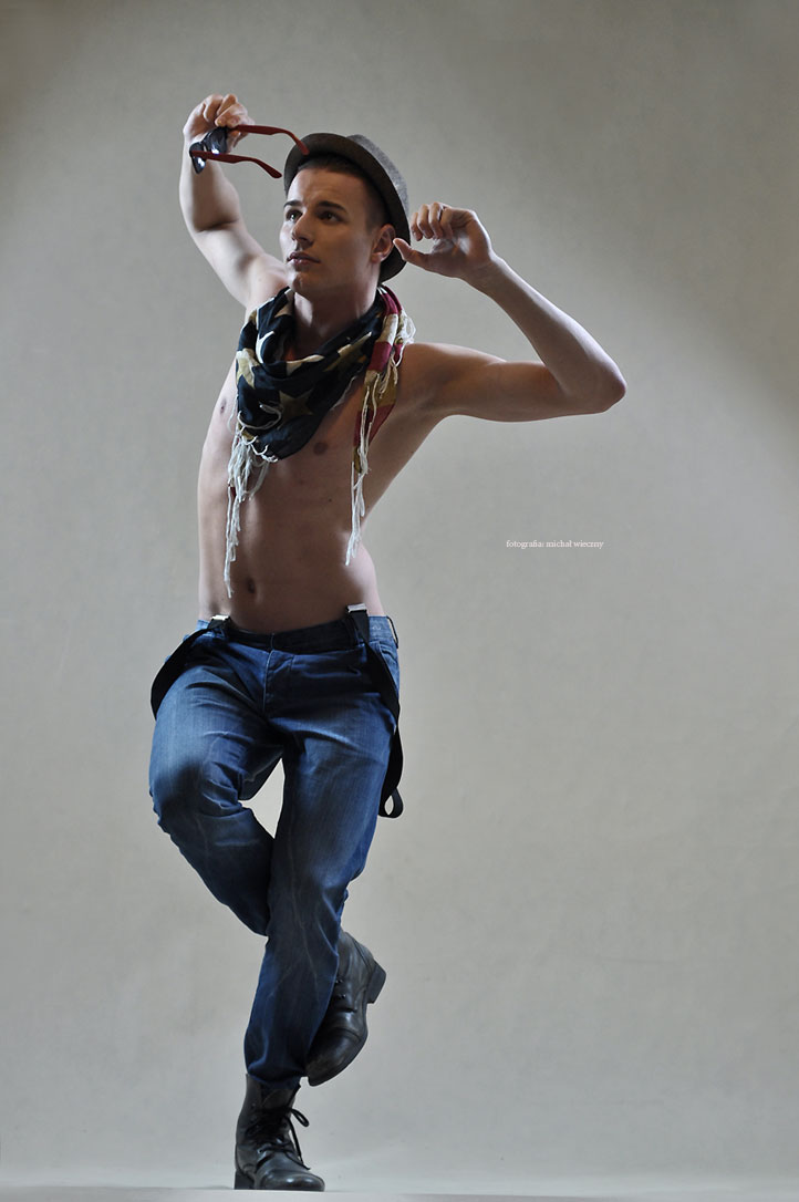 Male model photo shoot of Camomile