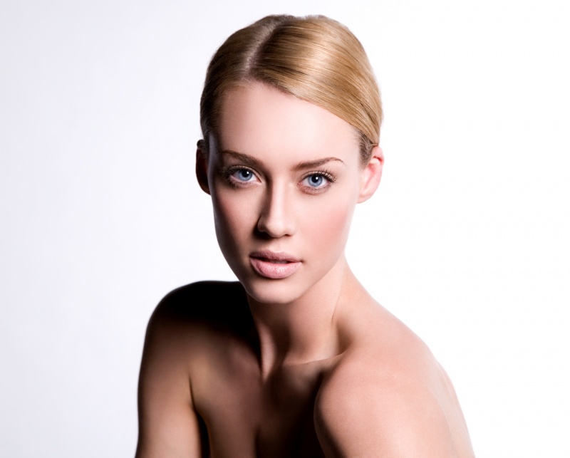 Female model photo shoot of Jessica Anna