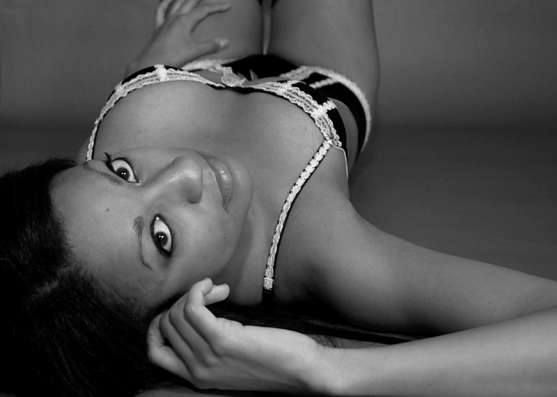 Female model photo shoot of Danielle Susan by j boudoir