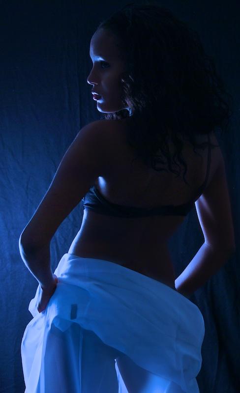 Female model photo shoot of desi garnet