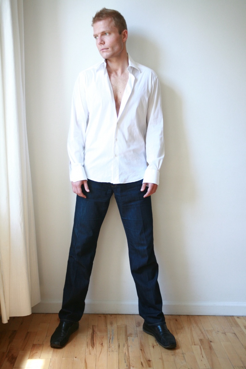 Male model photo shoot of Mark Hanko