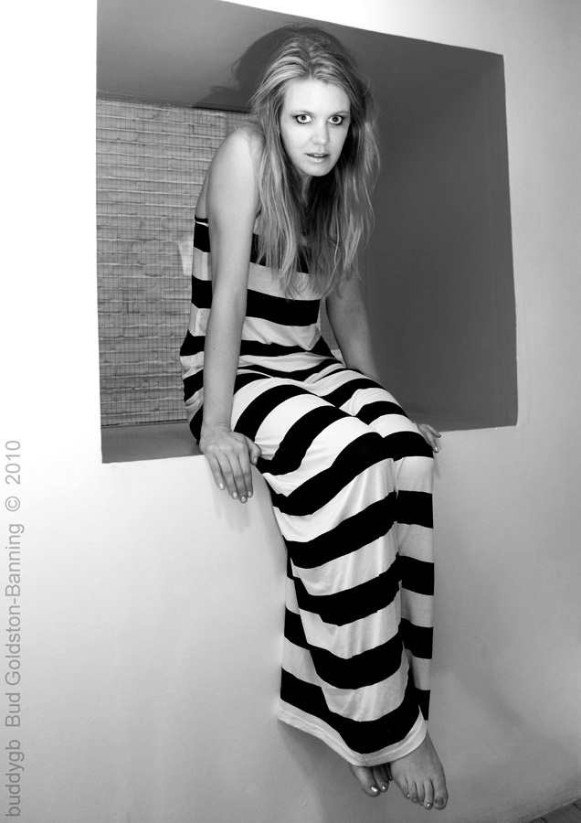Female model photo shoot of Lucinda E 